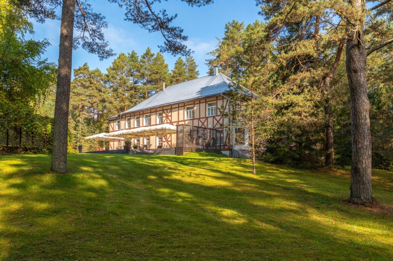 Verevi Motel Елва Екстериор снимка