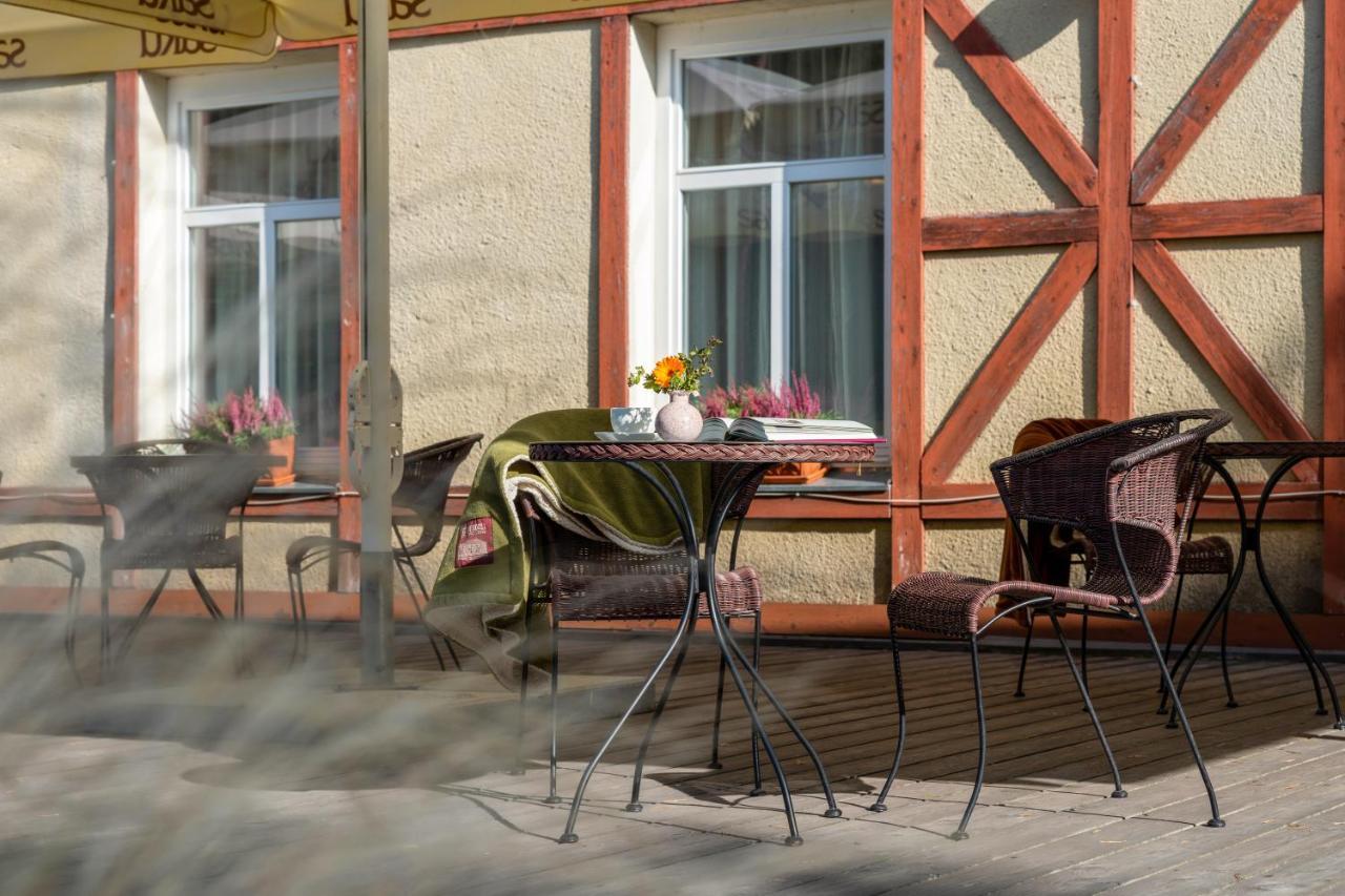 Verevi Motel Елва Екстериор снимка