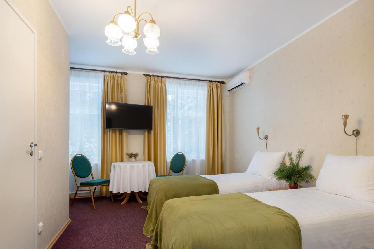 Verevi Motel Елва Стая снимка